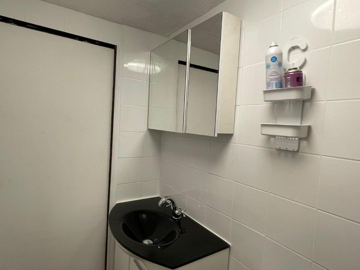 Chambre Privee Numero 1 Dans Un Superbe Appartement En Colocation Montataire Dış mekan fotoğraf